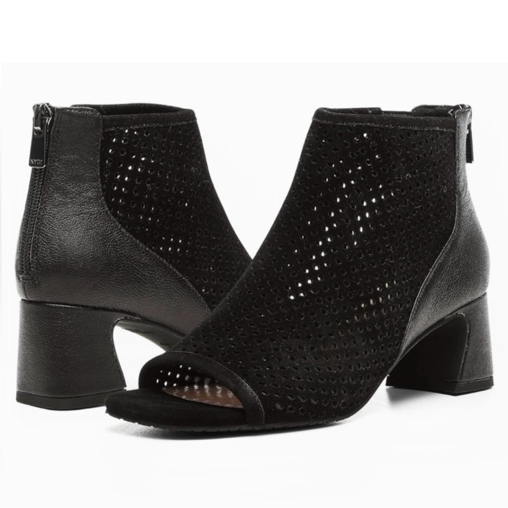 EUC NYDJ Leather Gabe Open Toe Booties Black Size 6.5